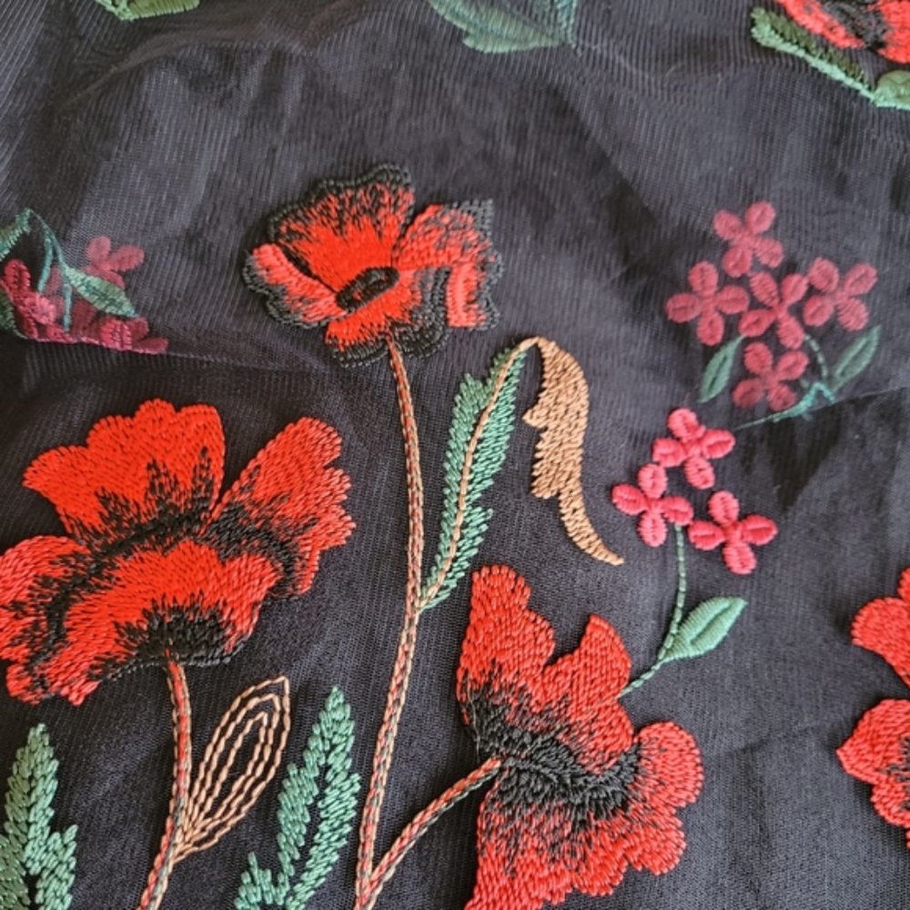 Annah Hariri modest black floral embroidered dress size 4 - Picture 9 of 15